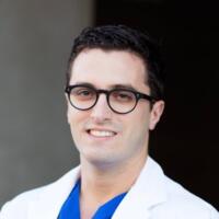 Dr. Lev Bubis